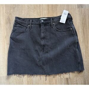 Abercrombie & Fitch Women's NWT Black Mini Skirt Ultra High Rise Size 31 / 12